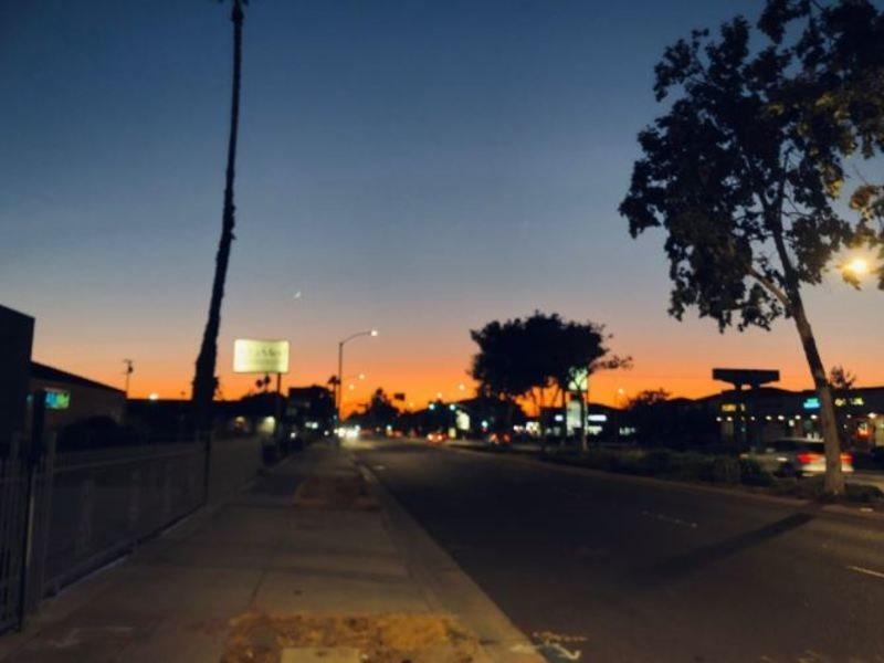 Anaheim Executive Inn & Suites Exterior photo